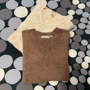 Women’s Ladies sweaters - lot of 2